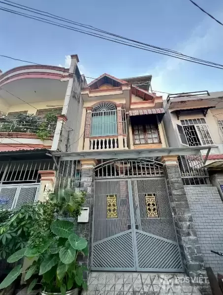 Nhà quận 7 gần trung tâm hành chính-502 Huỳnh Tấn Phát – 2 tầng, ngang 5m-9ty8