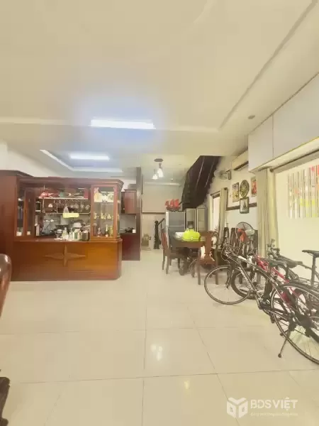 Bán nhà 1/ Dương Đức Hiền, Tân Phú - 65m2, Ngang 6.12m - Hẻm 6m thông xe tải
