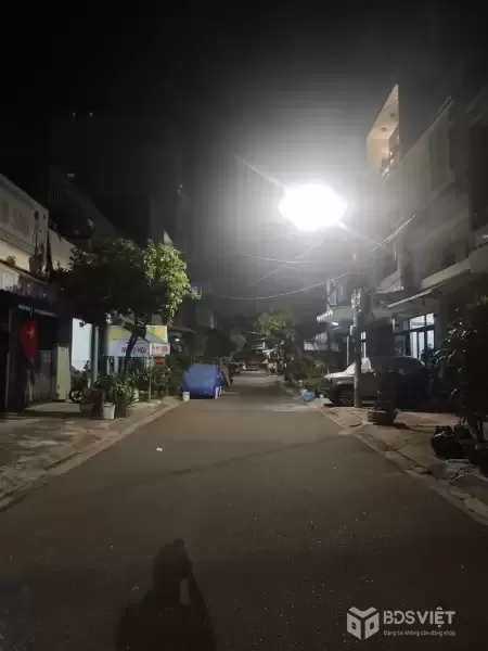 ♥ MT Cao Xuân Dục Hải Châu gần Công Viên 3 Tháng 2, 58m2, 3 tầng cứng cáp, 6.x tỷ