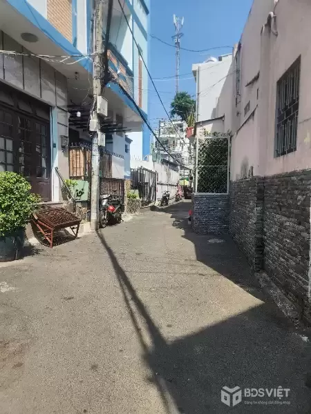 Ngay Nguyễn Hữu Cảnh - 90m2 - 10,8TỶ.