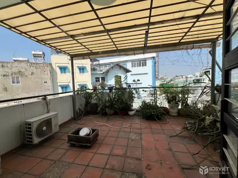 Ngay Nguyễn Hữu Cảnh - 90m2 - 10,8TỶ.