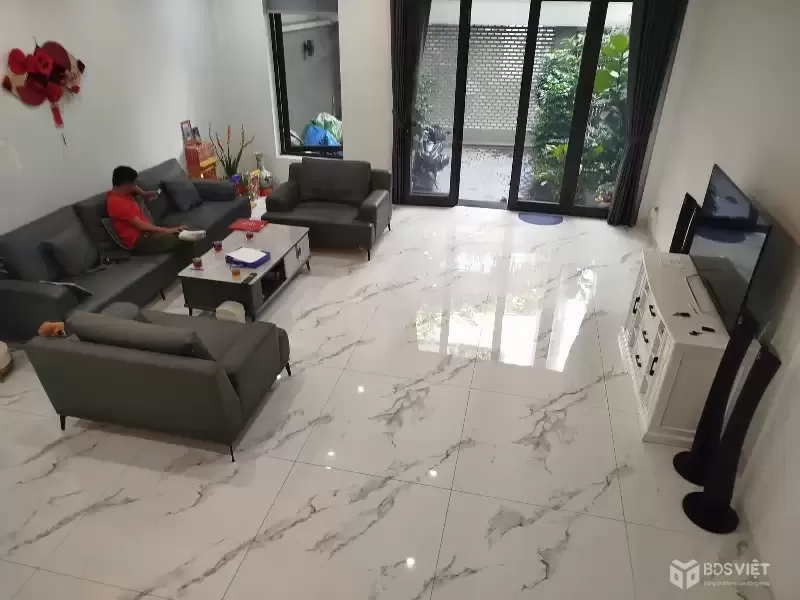 BÁN CĂN BIỆT THỰ MINI  PHỐ BỒ ĐỀ – HỒNG TIẾN LONG BIÊN Ô TÔ VÀO NHÀ