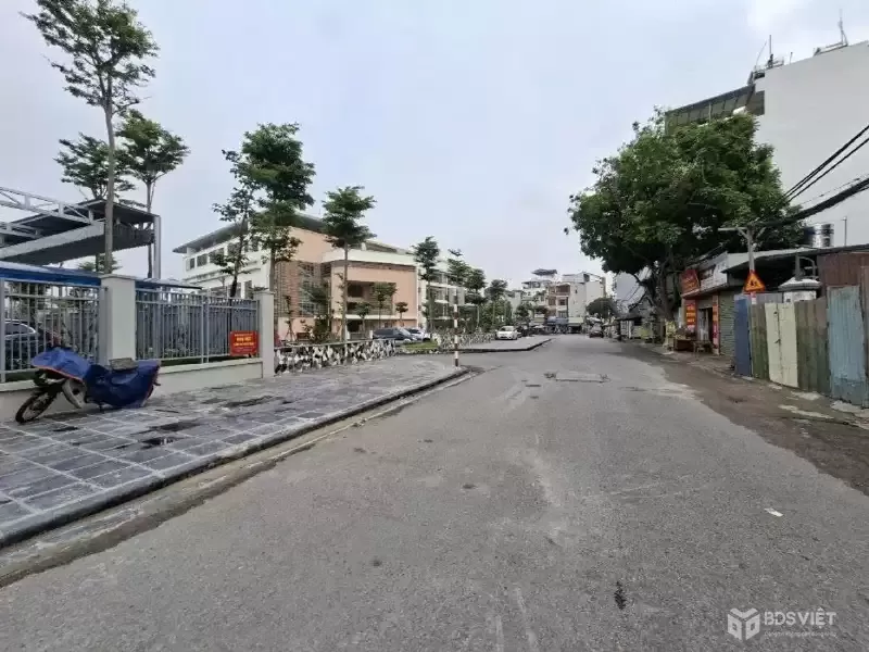Bán đất Ngọc Thụy Long Biên, mặt phố kinh doanh