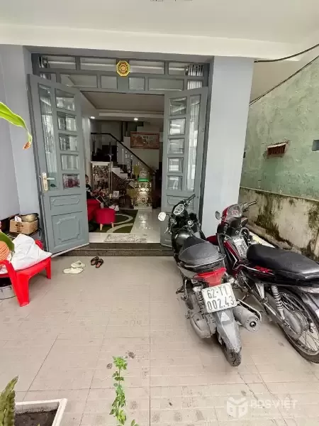 nhà q7 nở hậu 4,5x23, gần mặt tiền, sân trước sau, 2 phòng trọ riêng – 7,5 tỷ