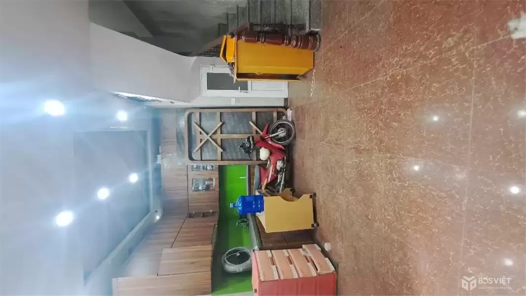 Cổ Nhuế 38m2, nhà 5 tầng đẹp, gần Phạm Văn Đồng, dân trí cao