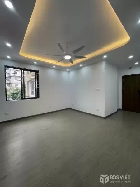 CHUNG CƯ CẦU GIẤY DT 75M 3 NGỦ 2 WC NHÀ ĐẸP GIÁ 6,15 TỶ