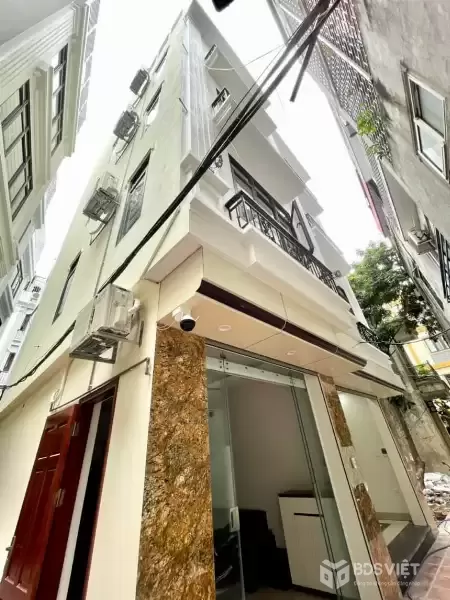 NHÀ ĐẸP THỤY PHƯƠNG - BẮC TỪ LIÊM - DT42M2 - 5 TẦNG - GIÁ 7,3 TỶ - ĐƯỜNG Ô TÔ  TRÁNH THÔNG CẦU THANG LONG