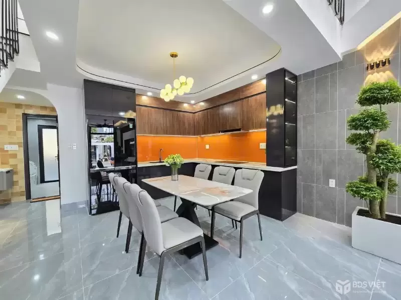 1010 Nhà 3 Tầng Đường 2 mặt tiền - Gần Chợ Nguyễn Tri Phương -Nhà Đẹp - Hiện Đại - Giá Tốt