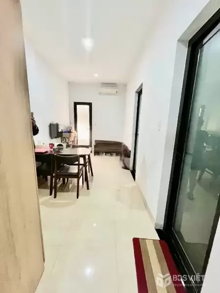 1010  Chính chủ cần bán toà căn hộ 6 tầng đường Man Thiện - 12 Phòng - Giá Đầu Tư