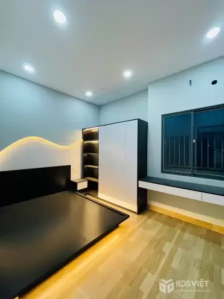 Bán Nhà 1/ Ngắn Thạnh Xuân 22 - 2 Lầu 61m2 Đường 8m Giá Tốt