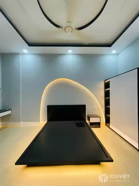 Bán Nhà 1/ Ngắn Thạnh Xuân 22 - 2 Lầu 61m2 Đường 8m Giá Tốt