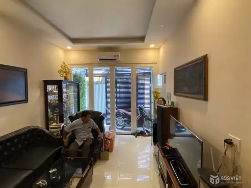 Căn góc thoáng mát Q7 – 6x8m, hẻm 3m Trần Văn Khánh, 1 trệt 1 lầu, 3PN, 2WC – giá 5.2 tỷ