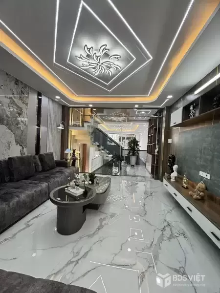 Nhà Mới Khu Phân Lô – 5 Tầng Ngay Trung Tâm Giáp Tên Lửa Tỉnh Lộ 10