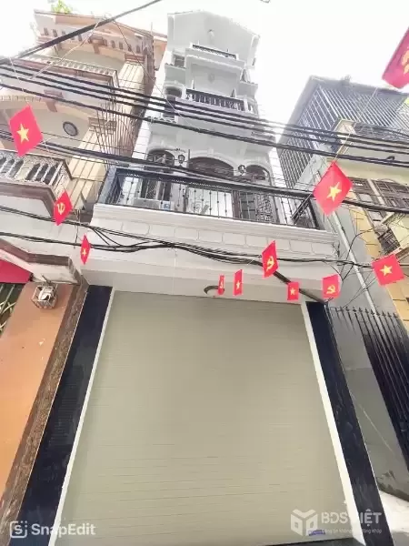 XUÂN THỦY DT 43M 15,8 TỶ,LÔ GÓC 3 MẶT NGÕ THOÁNG,Ô TÔ QUA NHÀ,NGÕ THÔNG KINH DOANH