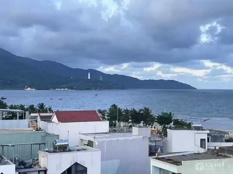 1110 Toà Căn Hộ 5 Tầng - Cách Biển 100m - Thu Nhập 50tr/Tháng - Mua Bán Chính chủ