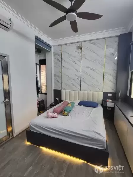 Bán Nhà Ngọc Hà 37m2. 5 tầng. mặt tiền 7.3m giá 9.15 Tỷ Ba Đình Hà Nội