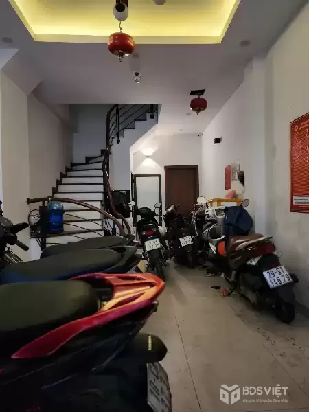 Bán Nhà Trường Chinh 39m2. 5 tầng. mặt tiền 3.5m. giá 11.5 Tỷ Đống Đa Hà Nội