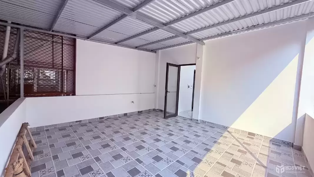 Bán Nhà Hoàng Hoa Thám 58m2. 3 tầng. mặt tiền 4.9m. giá  8.6 tỷ Ba Đình Hà Nội