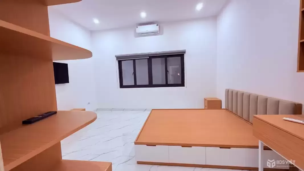 Bán Nhà Hoàng Hoa Thám 58m2. 3 tầng. mặt tiền 4.9m. giá  8.6 tỷ Ba Đình Hà Nội