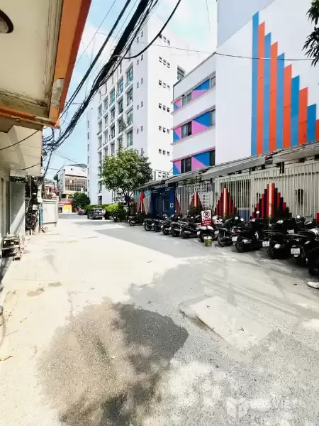 Bán Nhà Vũ Ngọc Phan 18m2. 5 tầng. mặt tiền 3.4m. giá 4.8 tỷ Đống Đa Hà