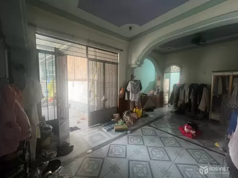Căn Nhà mặt tiền đường 2/4 vừa ở Vừa kinh doanh gần Chợ Vĩnh Hải