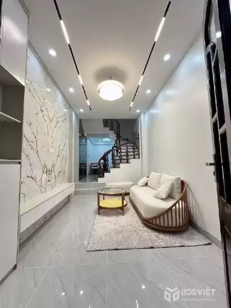 DOÃN KÊ THIỆN 42M x5 TẦNG-8,6 TỶ-VÀI BƯỚC Ô TÔ TRÁNH,NGÕ THÔNG CÁC NGẢ,PHÂN LÔ