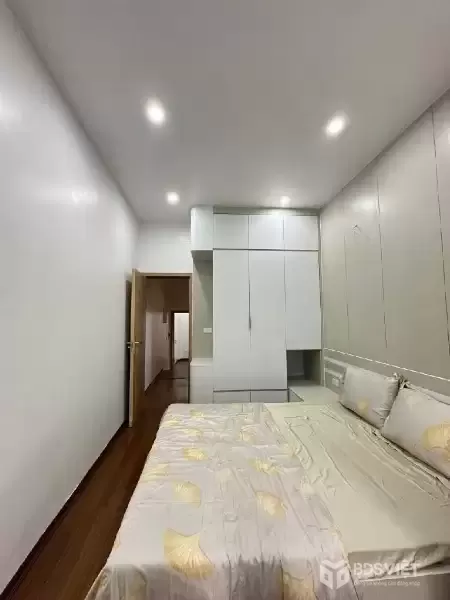 DOÃN KÊ THIỆN 42M x5 TẦNG-8,6 TỶ-VÀI BƯỚC Ô TÔ TRÁNH,NGÕ THÔNG CÁC NGẢ,PHÂN LÔ