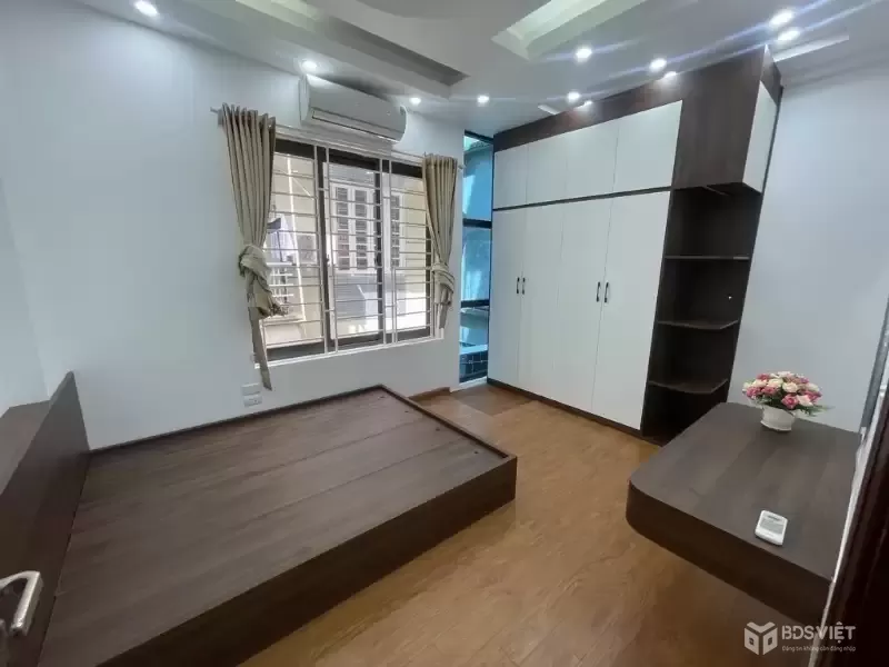 VÕ CHÍ CÔNG 30M x5 TẦNG 8,8 TỶ NGÕ RỘNG,SÁT PHỐ,THÔNG TỨ TUNG