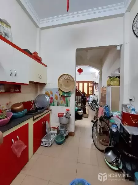 Bán Nhà Đội Cấn 30/33m2. 4 tầng. mặt tiền 3m. giá 10.5 tỷ Ba Đình Hà Nội