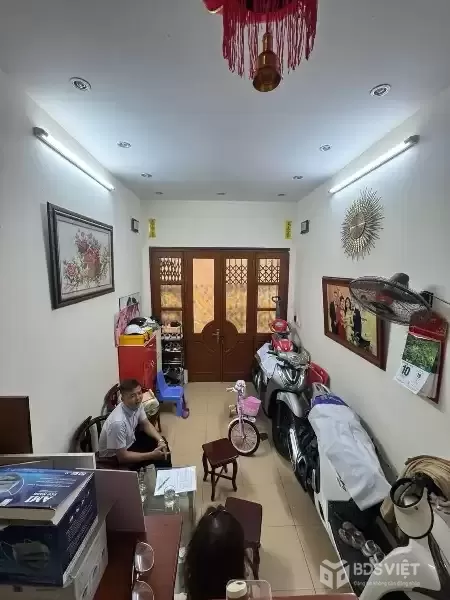 Bán Nhà Đội Cấn 30/33m2. 4 tầng. mặt tiền 3m. giá 10.5 tỷ Ba Đình Hà Nội