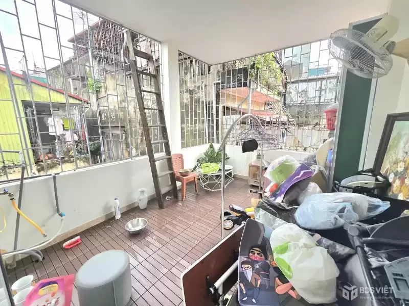 Bán Nhà Ngõ Thịnh Hào2. 25m2. 5 tầng. mặt tiền 3.2m. giá 8.35 Tỷ Đống Đa Hà Nội