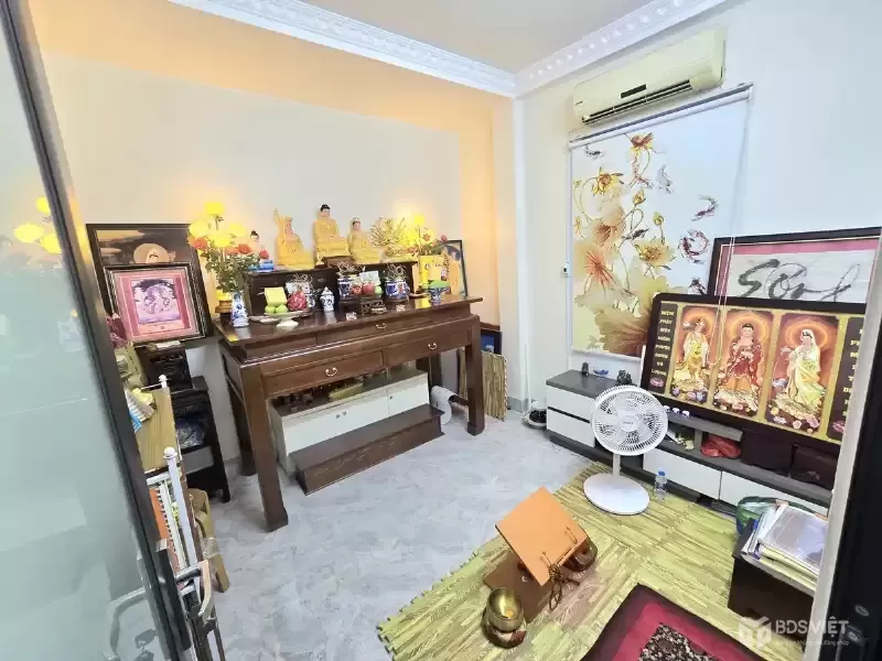 Bán Nhà Ngõ Thịnh Hào2. 25m2. 5 tầng. mặt tiền 3.2m. giá 8.35 Tỷ Đống Đa Hà Nội