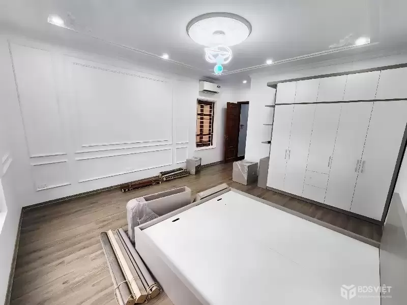 Bán nhà Cầu Giấy trung tâm quận, 30m² x 5 tầng, hơn 7 tỷ – gần Nguyễn Khang, Quan Hoa