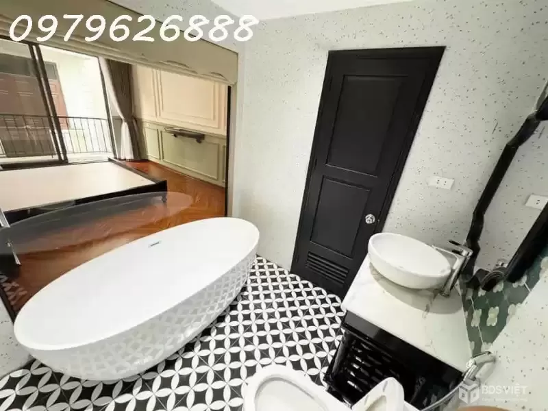 NHÀ ĐẸP KIM GIANG RIVERSIDE – PHONG CÁCH INDOCHINE – THANG MÁY – MẶT NGÕ THÔNG – SÂN RIÊNG – 54m² x 6T