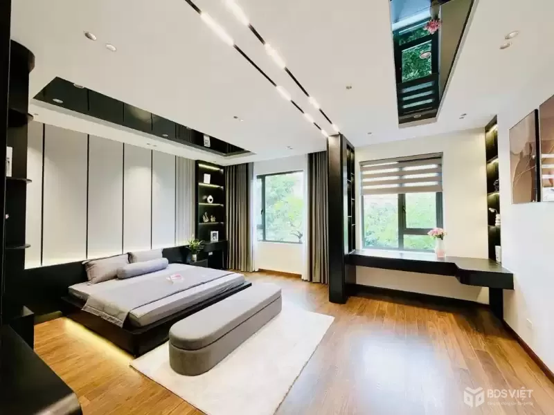 LÔ GÓC NGUYỄN TRÃI 30M RA Ô TÔ, GẦN ROYAL CITY, NHÀ ĐẸP Ở NGAY, SỔ ĐỎ CHÍNH CHỦ
