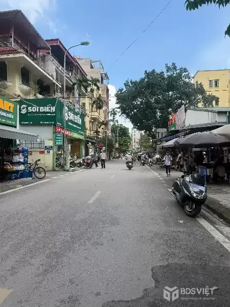 Bán Nhà Linh Lang 84m2. 5 tầng. mặt tiền 7m. giá 65 tỷ Ba Đình Hà Nội