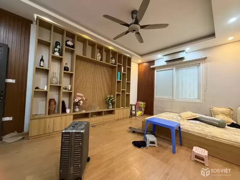 Bán Nhà Tây Sơn 25m2. 5 tầng. mặt tiền 4.1m. giá 7.98 Tỷ Đống Đa Hà Nội