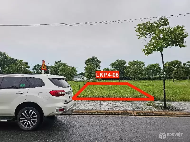 Đất đẹp đối diện cổng trường - kinh doanh sinh lời - giá chỉ 2,88 tỷ