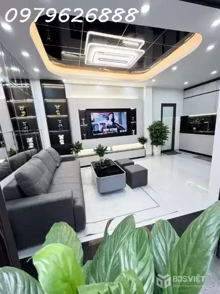 Nhà đẹp trung tâm Đống Đa – 33m² x 5T, lô góc, mặt tiền 6m, full nội thất – giá chỉ 7_65 tỷ!