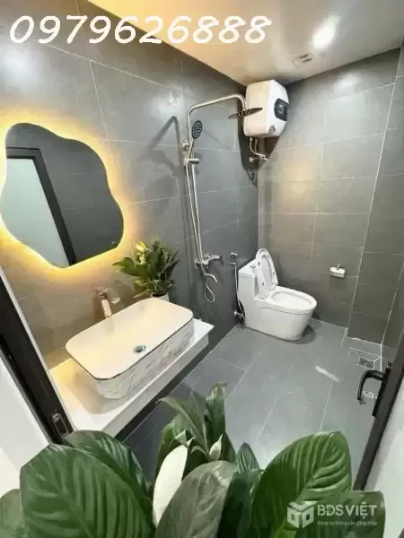 Nhà đẹp trung tâm Đống Đa – 33m² x 5T, lô góc, mặt tiền 6m, full nội thất – giá chỉ 7_65 tỷ!