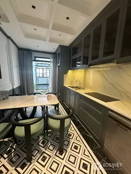 Bán Nhà Thịnh Liệt 48.5m2. 5 tầng. mặt tiền 3.3m. giá 14.5 Tỷ Hoàng Mai Hà Nội