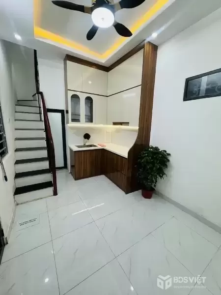 ĐỘI CẤN DT 20M x6 TẦNG 4,980 TỶ NHÀ MỚI,20M RA PHỐ,NGÕ THÔNG
