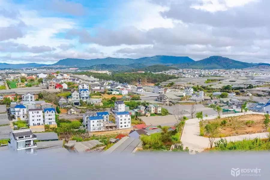 CHO THUÊ VILLA 10 PHÒNG NGỦ FULL NỘI THẤT TRỊNH HOÀI ĐỨC PHƯỜNG 11 TP ĐÀ LẠT