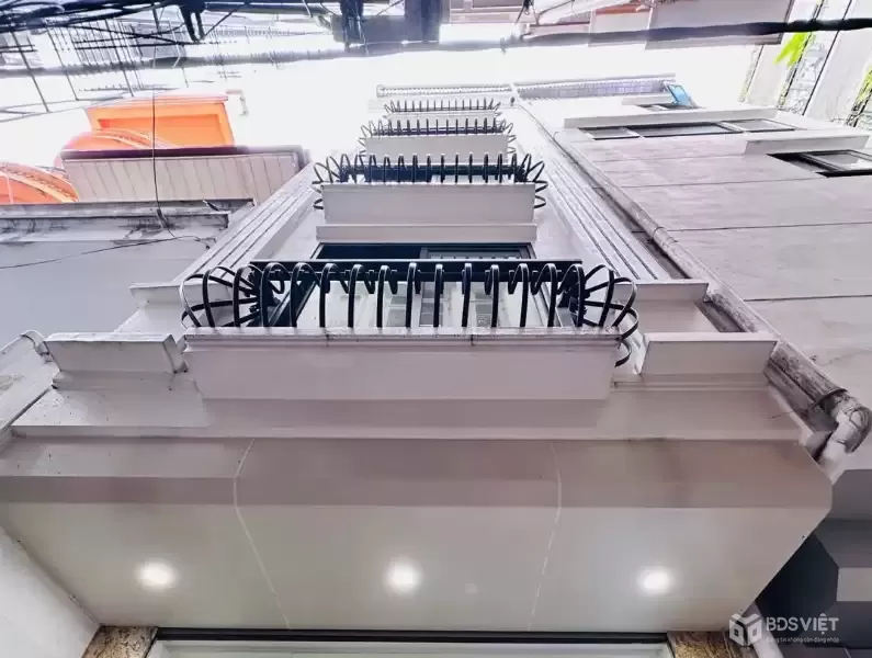 BÁN NHÀ CẦU GIẤY – 6 TẦNG THANG MÁY, PHÂN LÔ Ô TÔ, 2 MẶT NGÕ KD SẦM UẤT – 15,5 TỶ