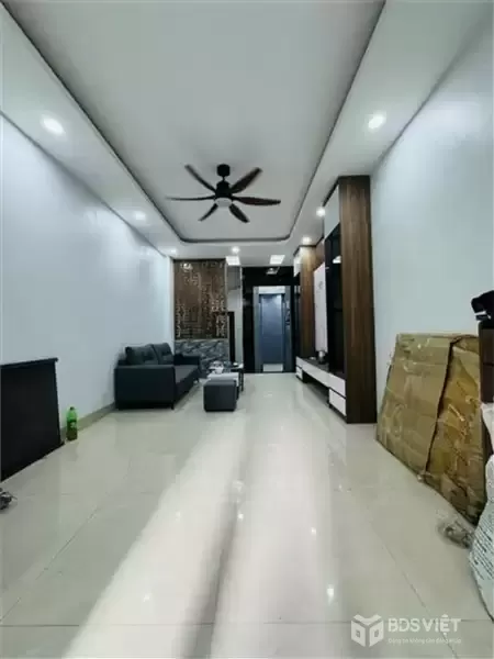 Nhà Văn Hội – Cổ Nhuế 39m2, 5 tầng, gara ô tô, thiết kế hiện đại, giá 6.4 tỷ