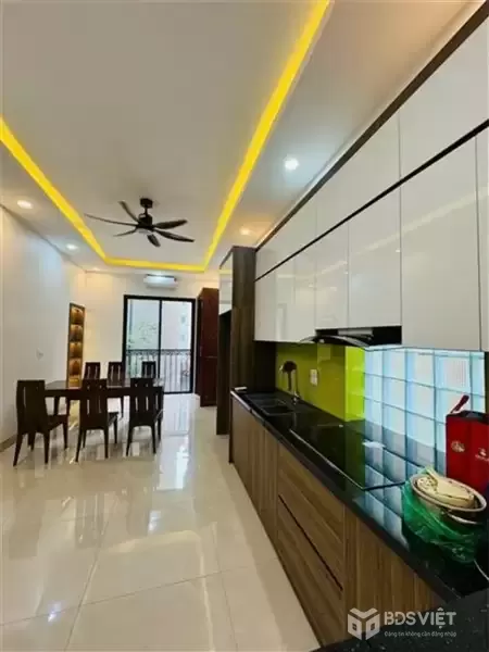 Nhà Văn Hội – Cổ Nhuế 39m2, 5 tầng, gara ô tô, thiết kế hiện đại, giá 6.4 tỷ