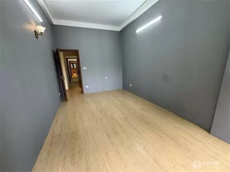 Bán nhà gần Phạm Văn Đồng – Cổ Nhuế, 40m2, 5 tầng, mới đẹp, ở ngay, 6.6 tỷ