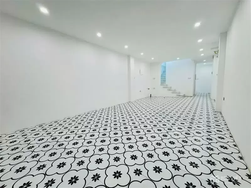 Bán nhà Tây Thăng Long 44m2, 5 tầng, ô tô đỗ cửa, khu an sinh đỉnh, 7 tỷ