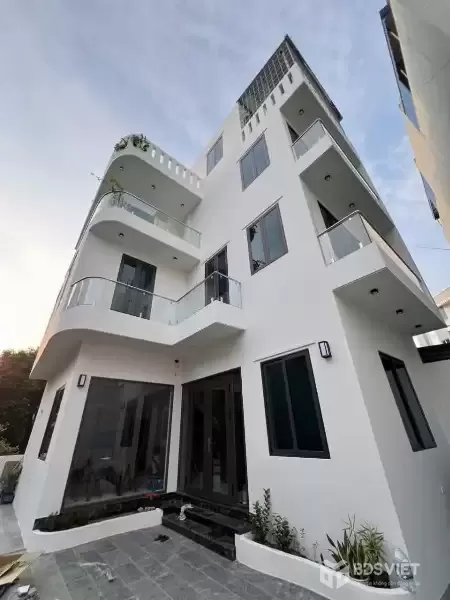 BÁN NHÀ TRUNG TÂM LONG BIÊN - GIÁ ĐẦU TƯ