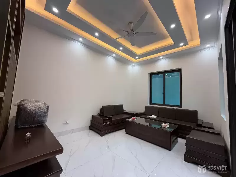 BÁN NHÀ TRUNG TÂM LONG BIÊN - GIÁ ĐẦU TƯ